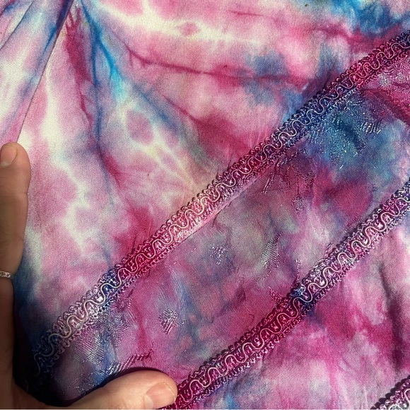 Sapogee World Queen Tie-Dye Pink, Blue, Purple Women's Dress; OS Fit - Picture 8 of 13